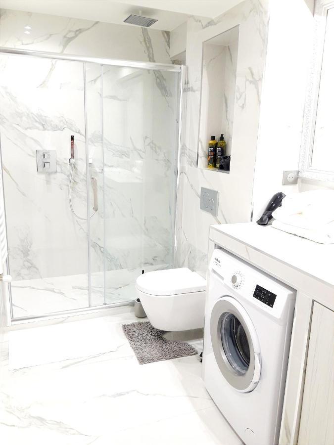 Light Apartment Center City Chisinau Bagian luar foto